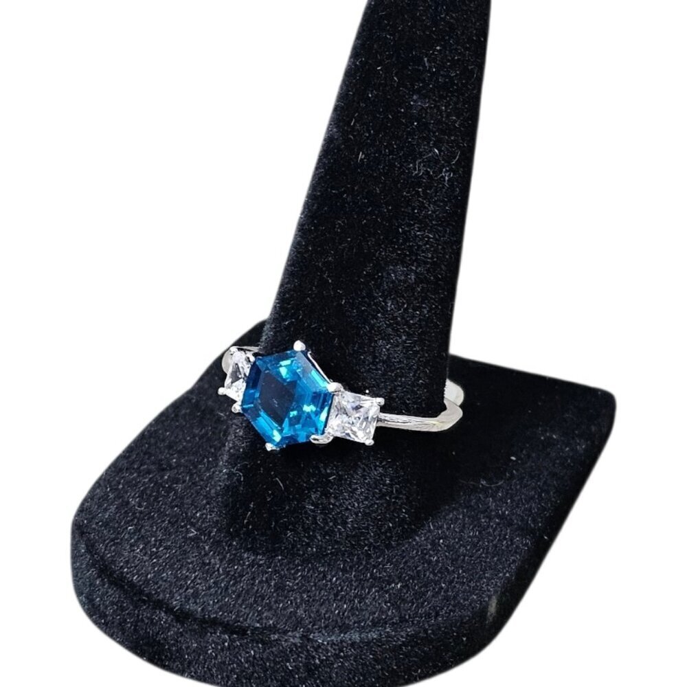 Silver Tone London Blue Topaz Hexagon Diamante CZ Ring New Size 9